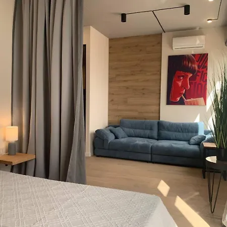 Odessarooms Sunrise *