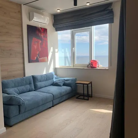 Odessarooms Sunrise *